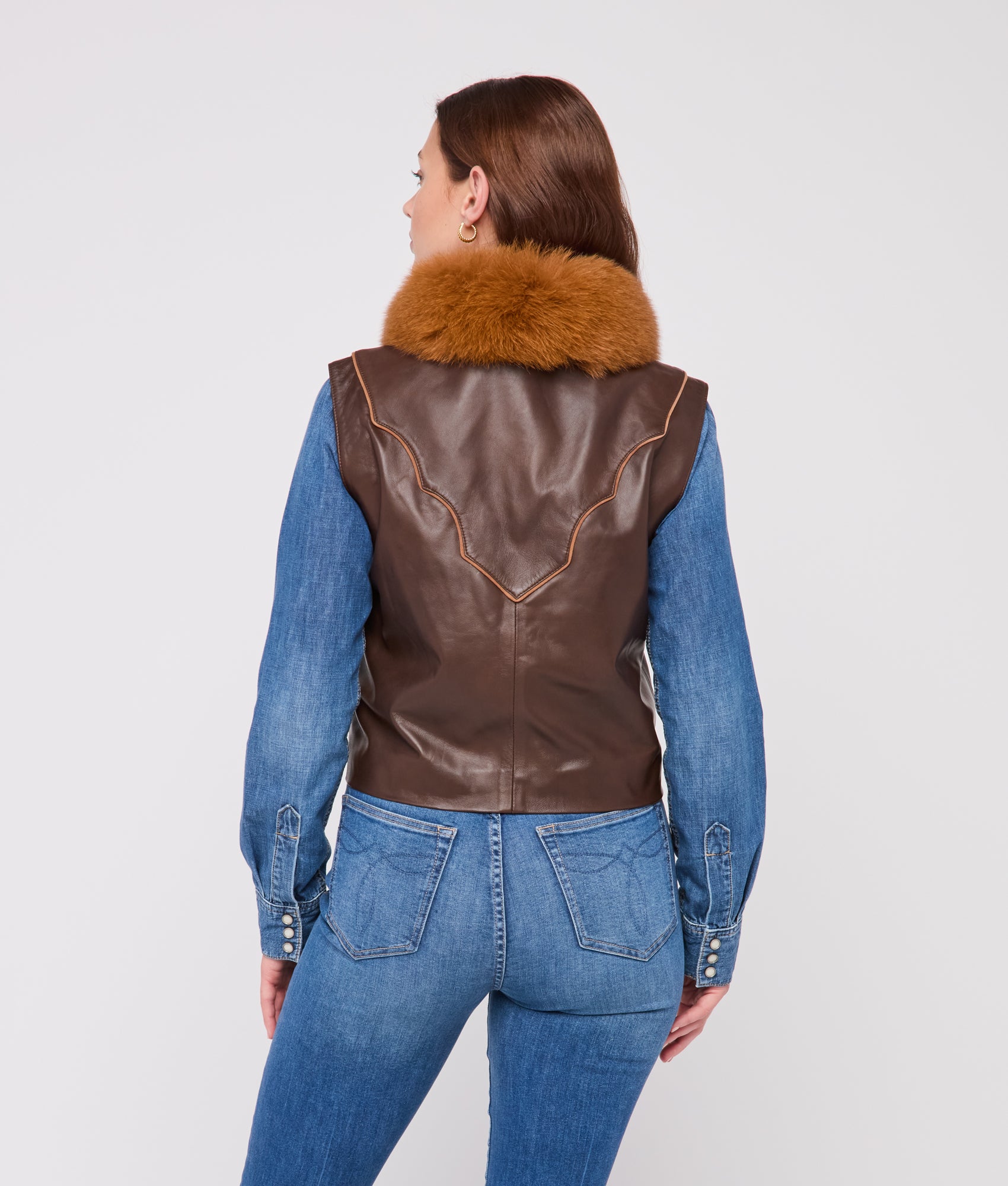 Duchess Of The Range Fur Vest :: Brown - Image 5