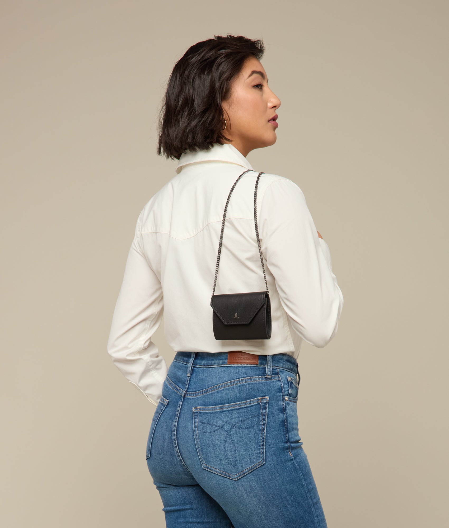 Short Wallet On A Chain :: Black - Image 2