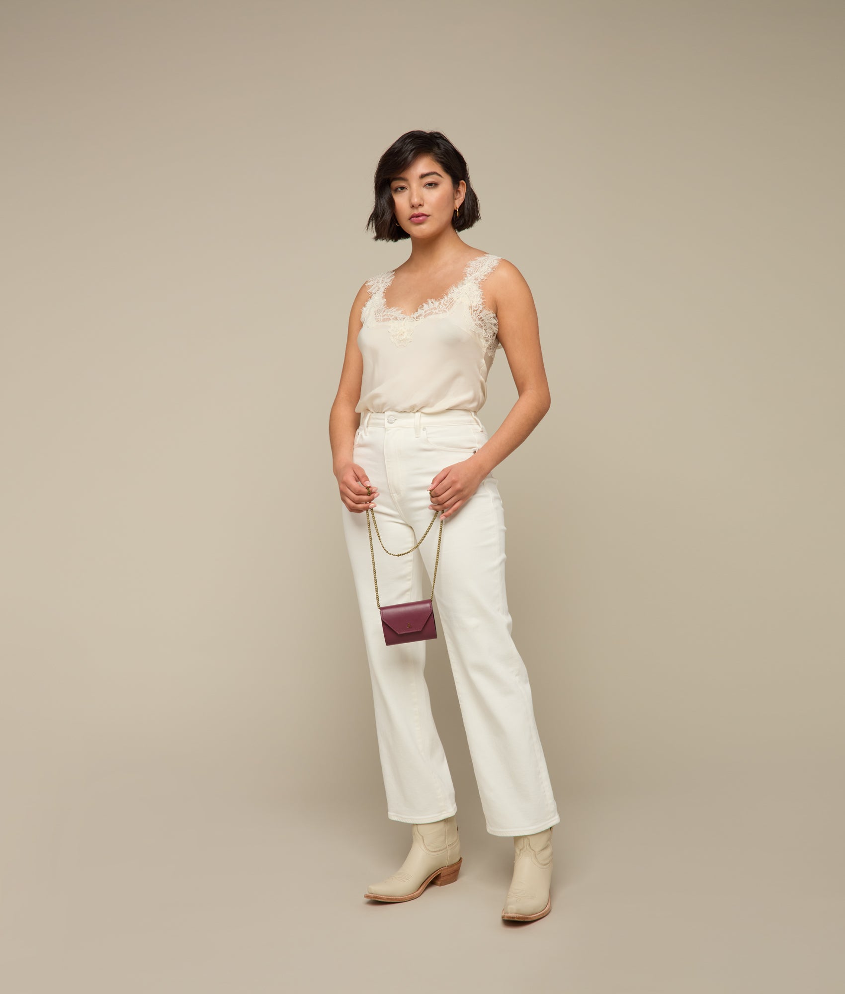 Short Wallet On A Chain :: Burgundy - Image 4