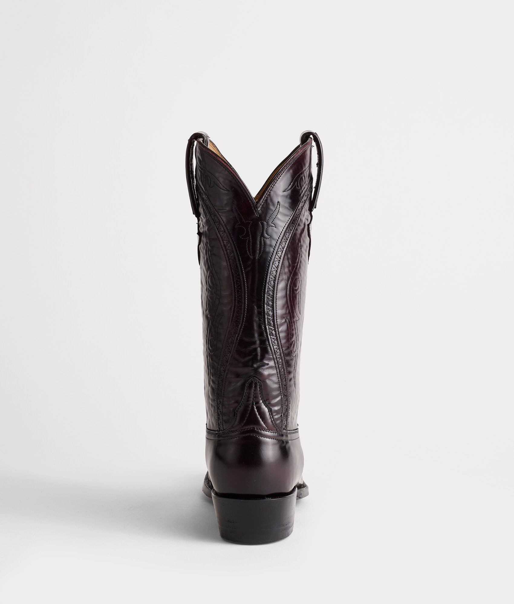 Gavin :: Black Cherry - Image 4