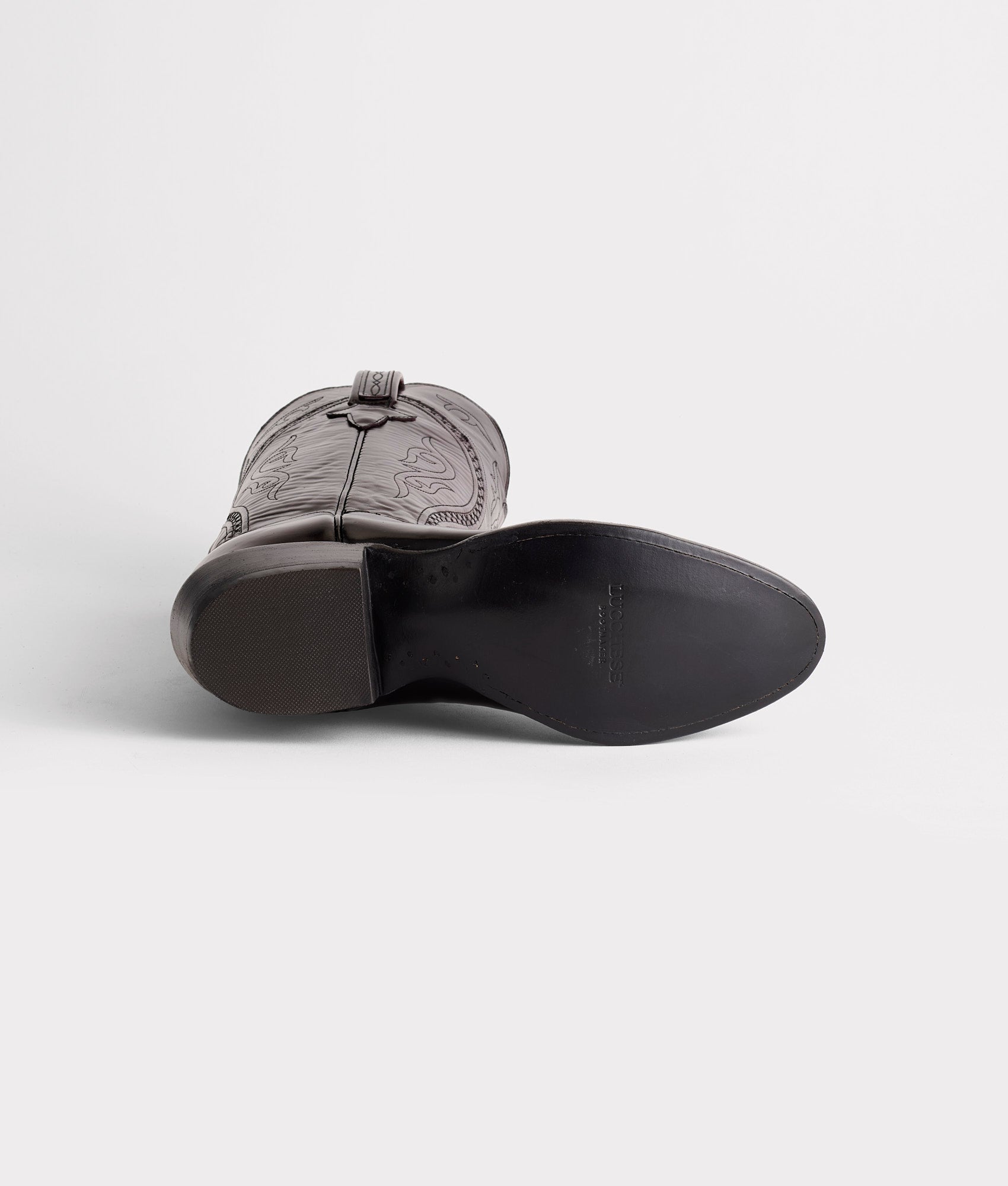 Gavin :: Black Cherry - Image 6