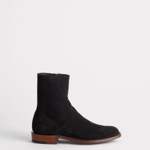 Jonah :: Black