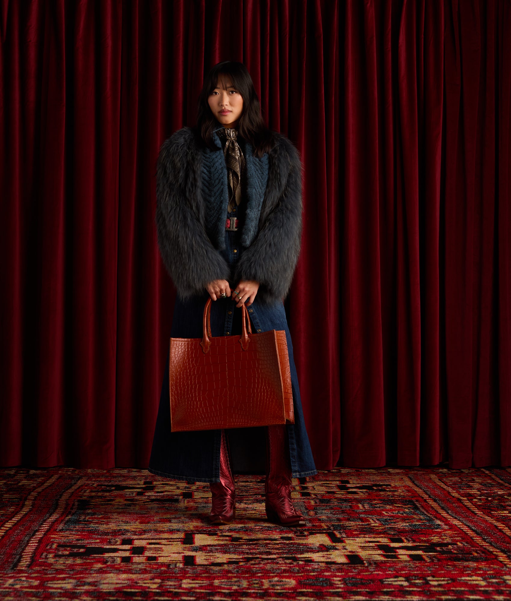 Large Alice Exotic Book Tote :: Honey - Image 3