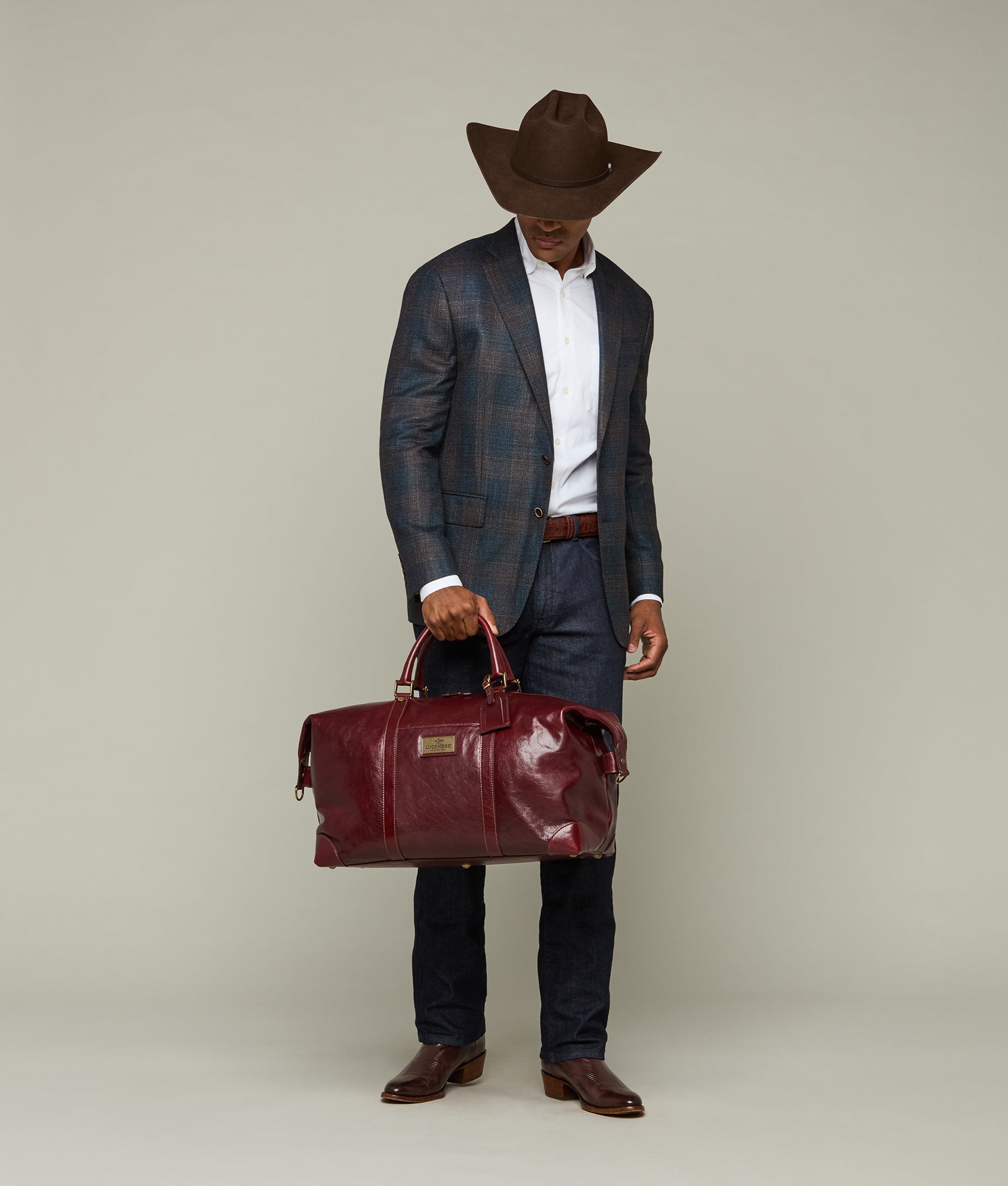 Cosimo Weekender :: Burgundy - Image 2